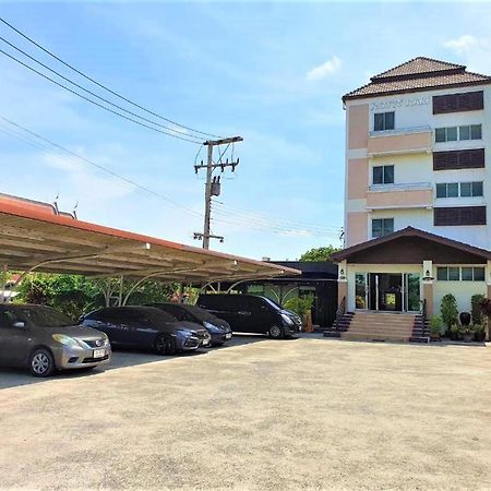 Taevaraj Place Phra Nakhon Si Ayutthaya Exterior photo
