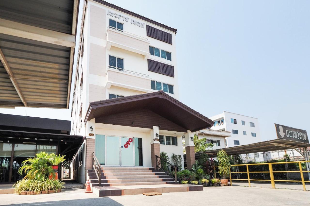 Taevaraj Place Phra Nakhon Si Ayutthaya Exterior photo